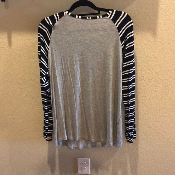 Fur Mama Gray and Black Striped Plus Size - Picture 4 of 5